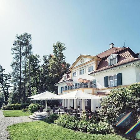 Biohotel Schlossgut Oberambach Esterno foto