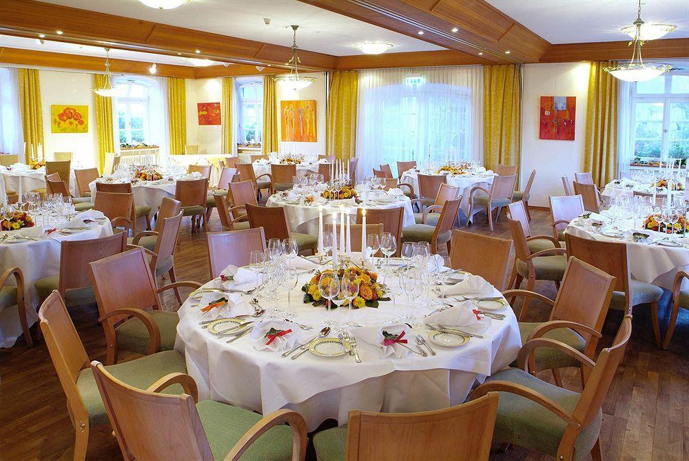 Biohotel Schlossgut Oberambach Esterno foto