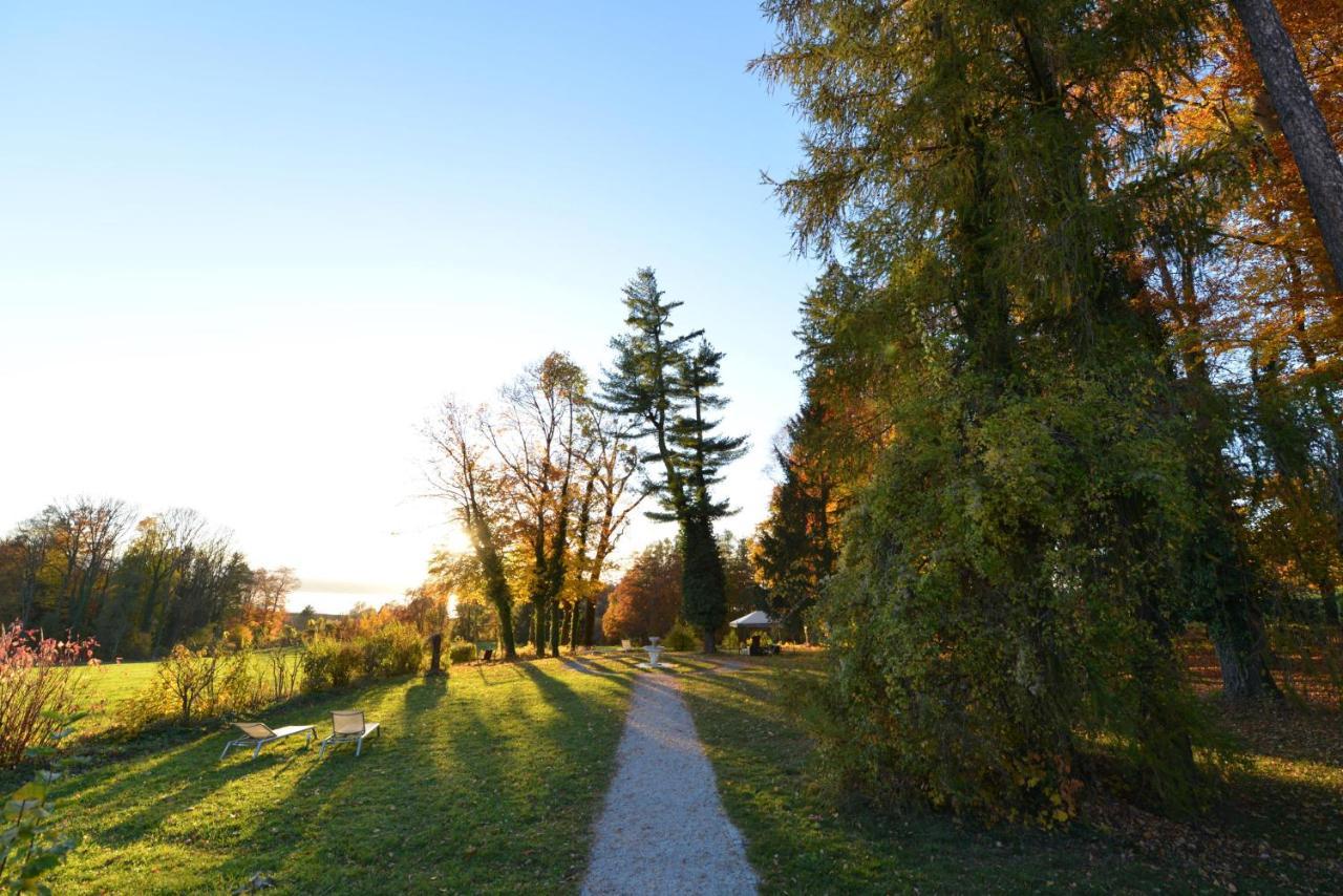 Biohotel Schlossgut Oberambach Münsing Esterno foto