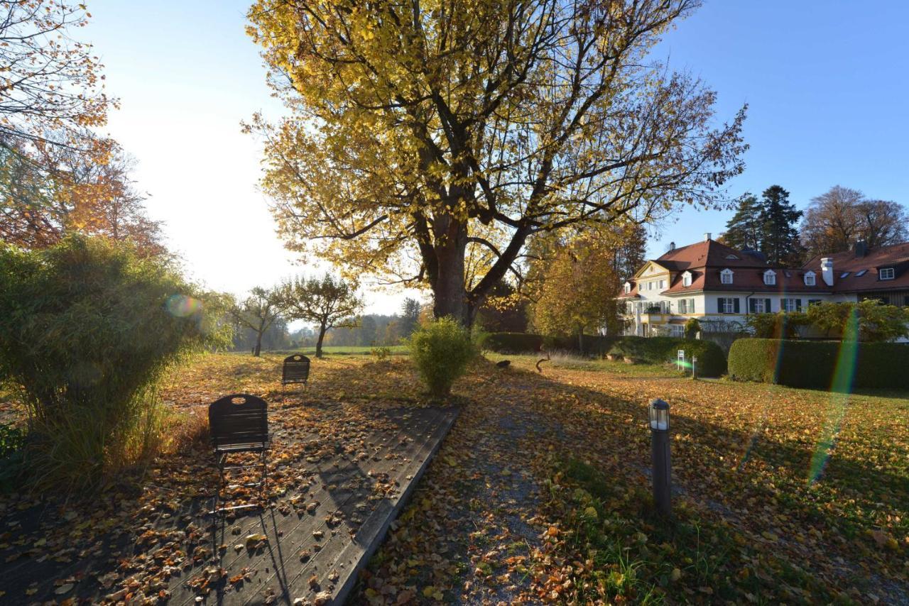 Biohotel Schlossgut Oberambach Esterno foto